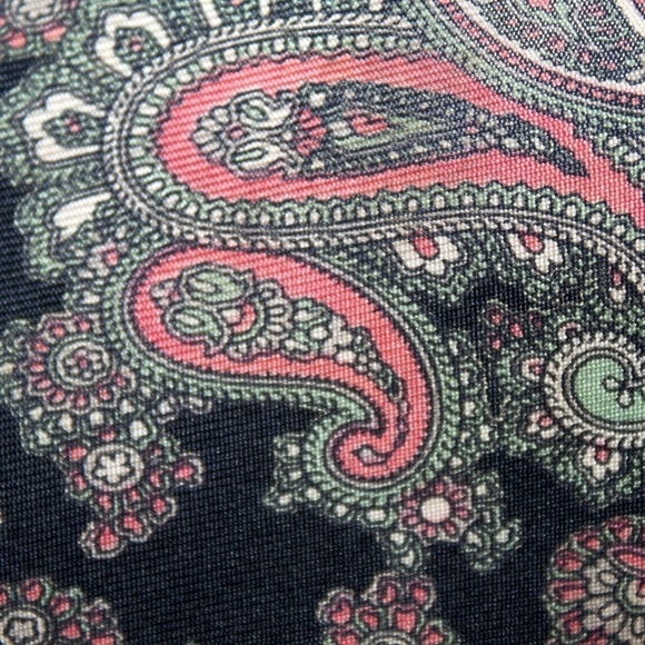 Oak Room Paisley Silk Necktie Tie‎ - Picture 3 of 5